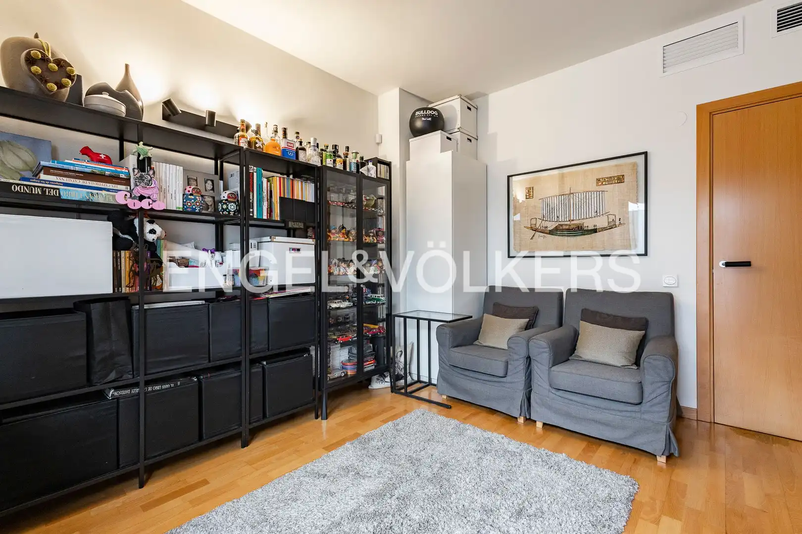 Living room of Duplexes for sale in Barcelona  with Air Conditioner, Heating and Parquet flooring
