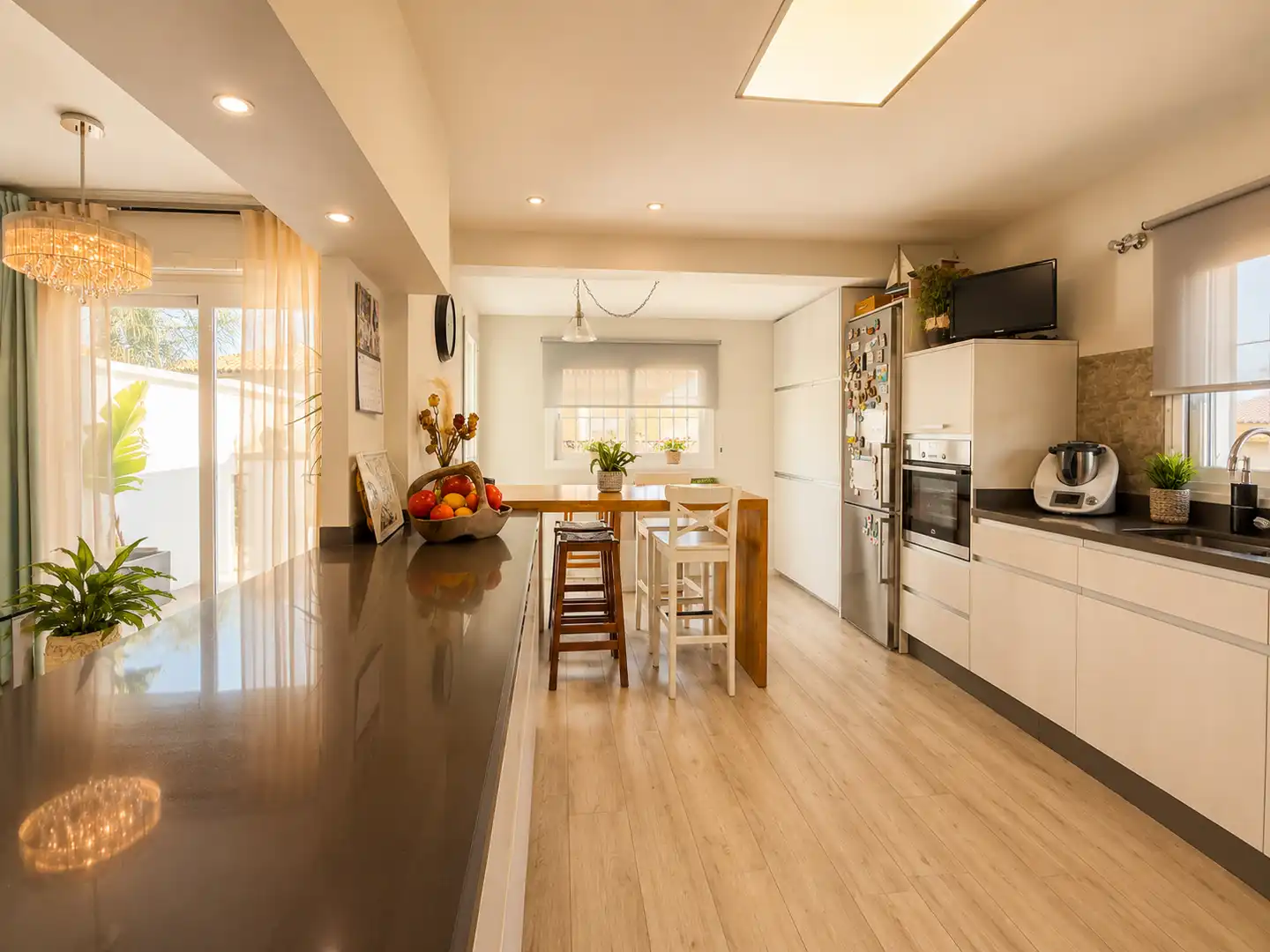 Cocina de Casa o chalet en venta en Alhaurín de la Torre con Aire acondicionado, Calefacción y Jardín privado