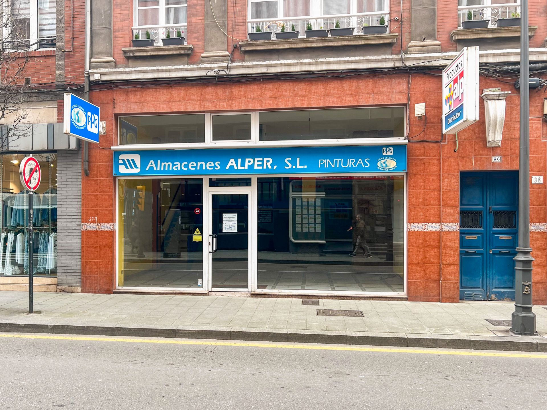 Premises for sale in Gijón 