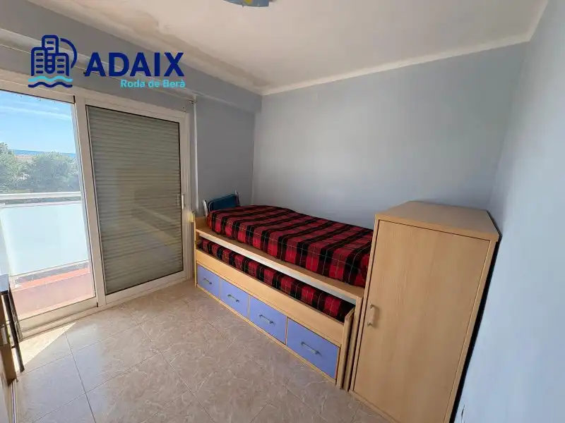 Bedroom of Flat for sale in Roda de Berà  with Oven and Balcony