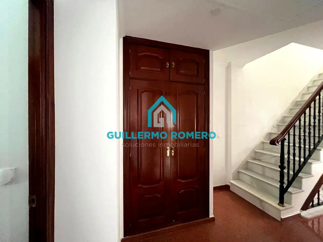 Houses for sale in La Puebla del Río  with Air Conditioner