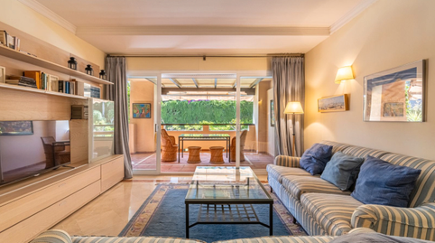 Photo 4 of Apartment for sale in Las Lomas de Río Verde, Málaga