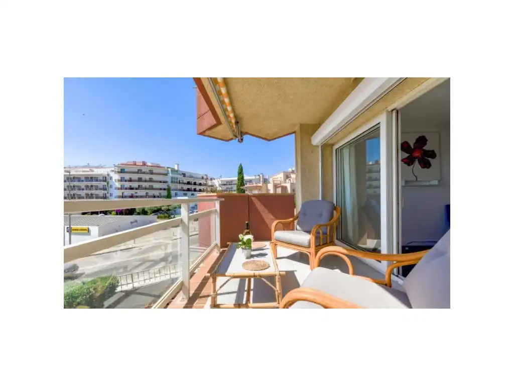 Piso con ascensor en venta en Calle De Merce Rodoreda 1