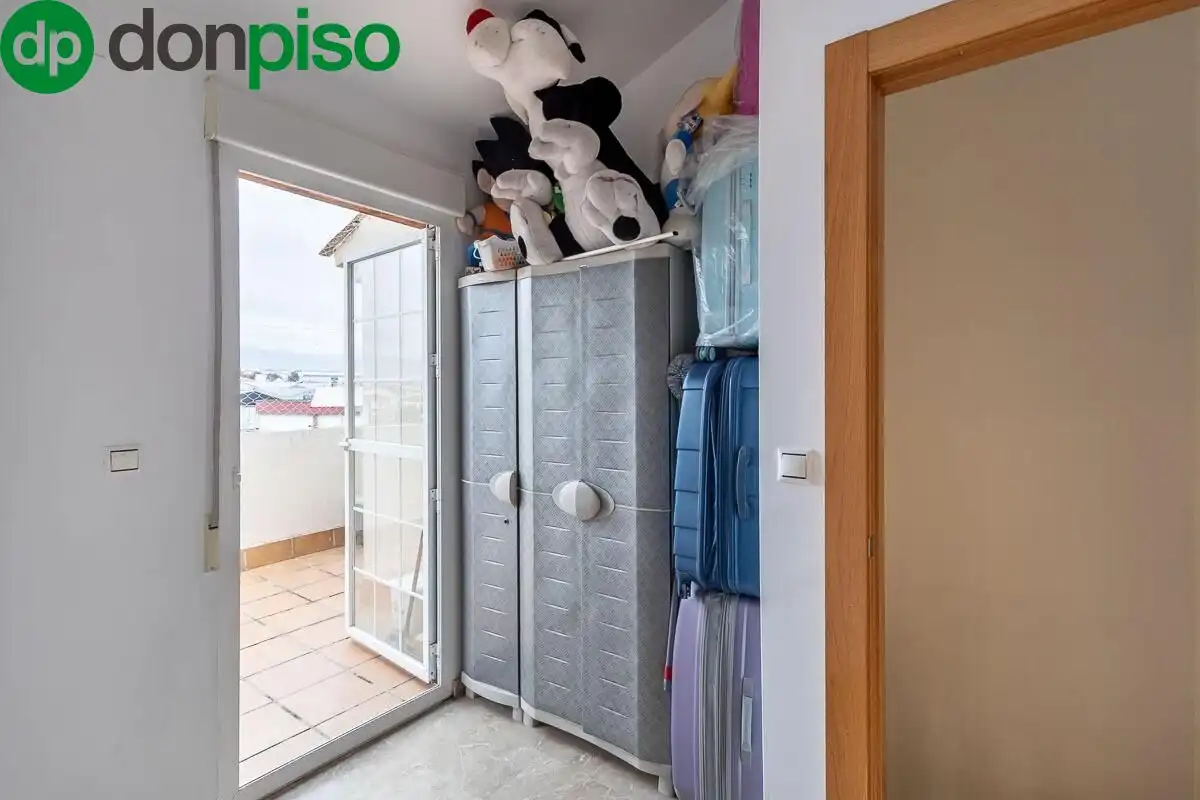 Terraza de Casa adosada en venta en Churriana de la Vega con Aire acondicionado, Jardín privado y Terraza