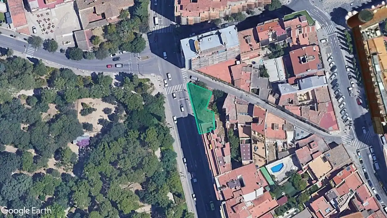 Terreny residencial en venda a Calle Llers