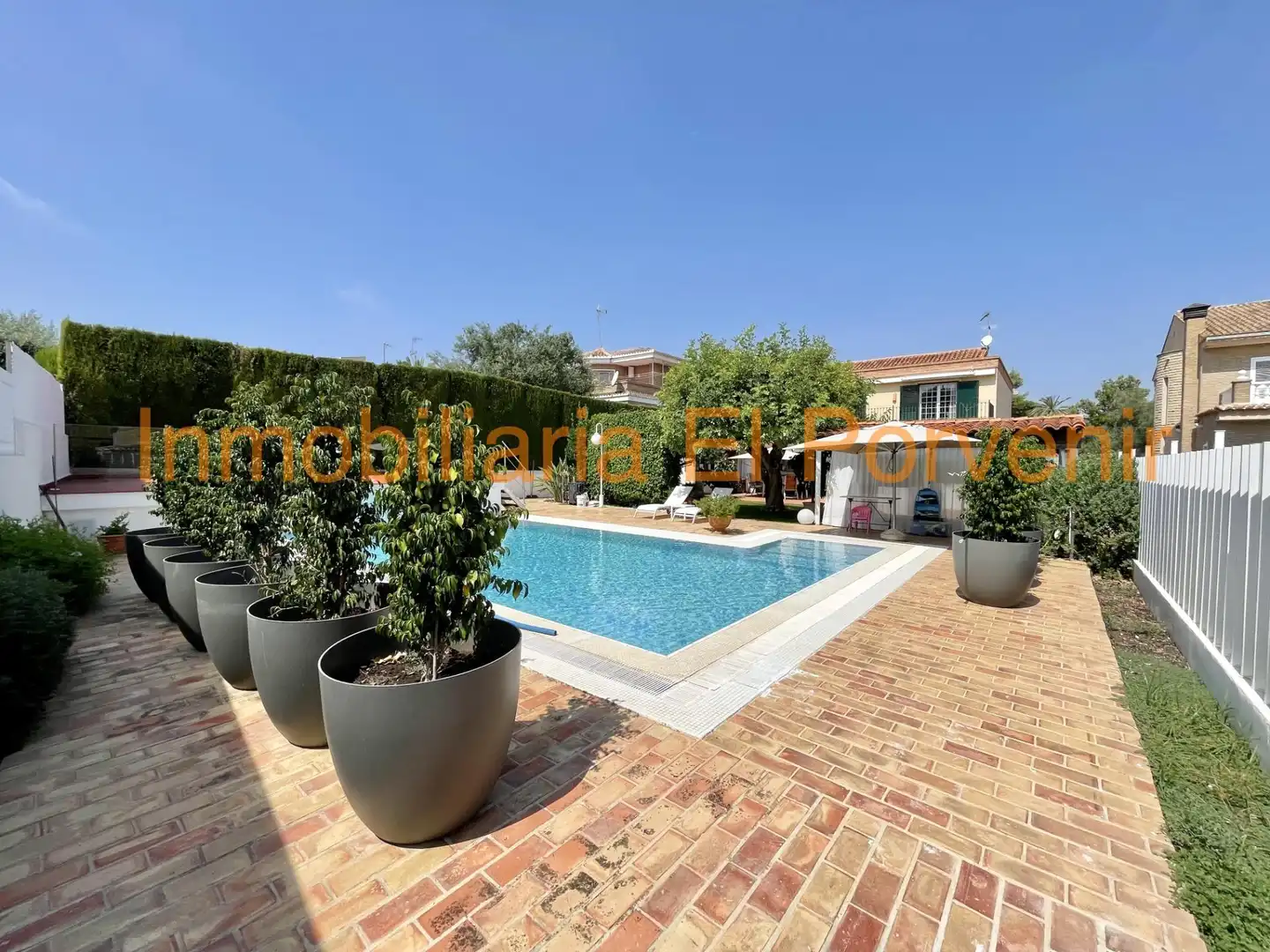 Piscina de Casa o chalet en venta en Torrent con Aire acondicionado, Calefacción y Jardín privado