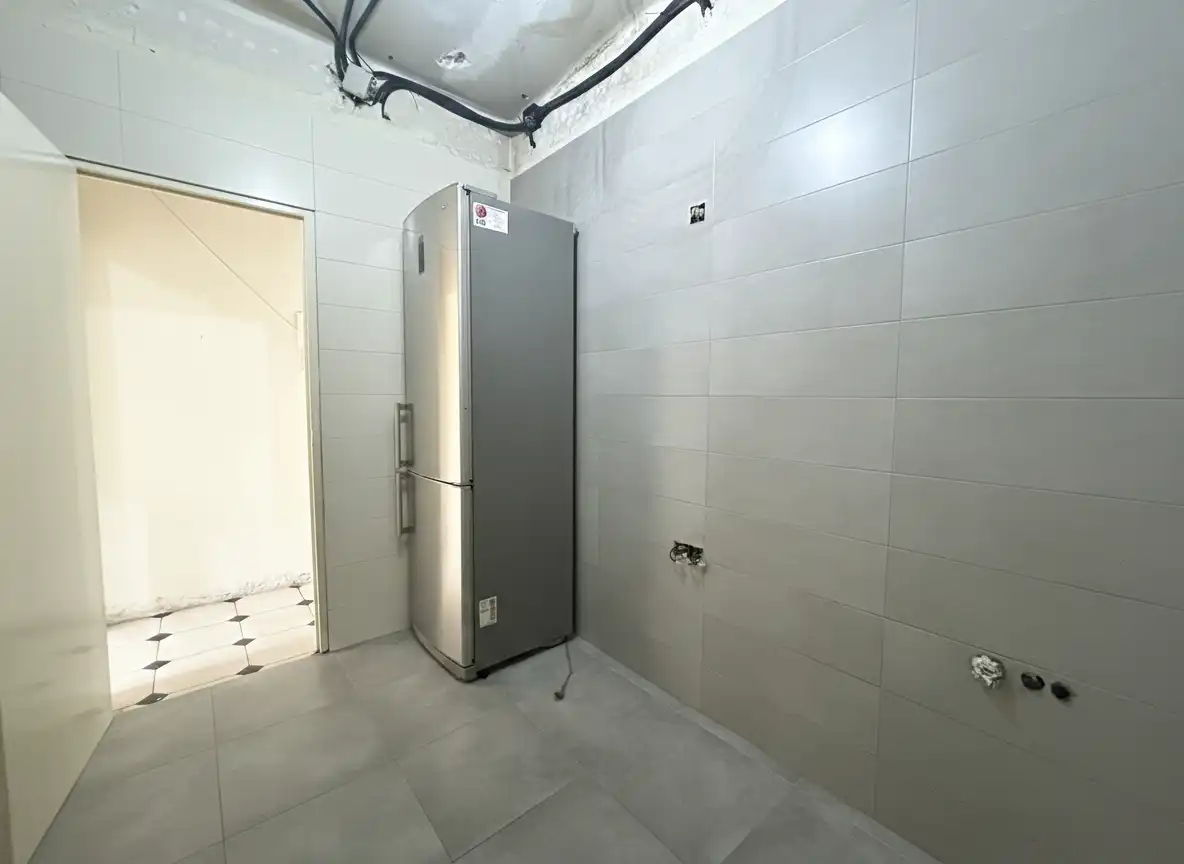 Baño de Piso en venta en L'Hospitalet de Llobregat con Aire acondicionado