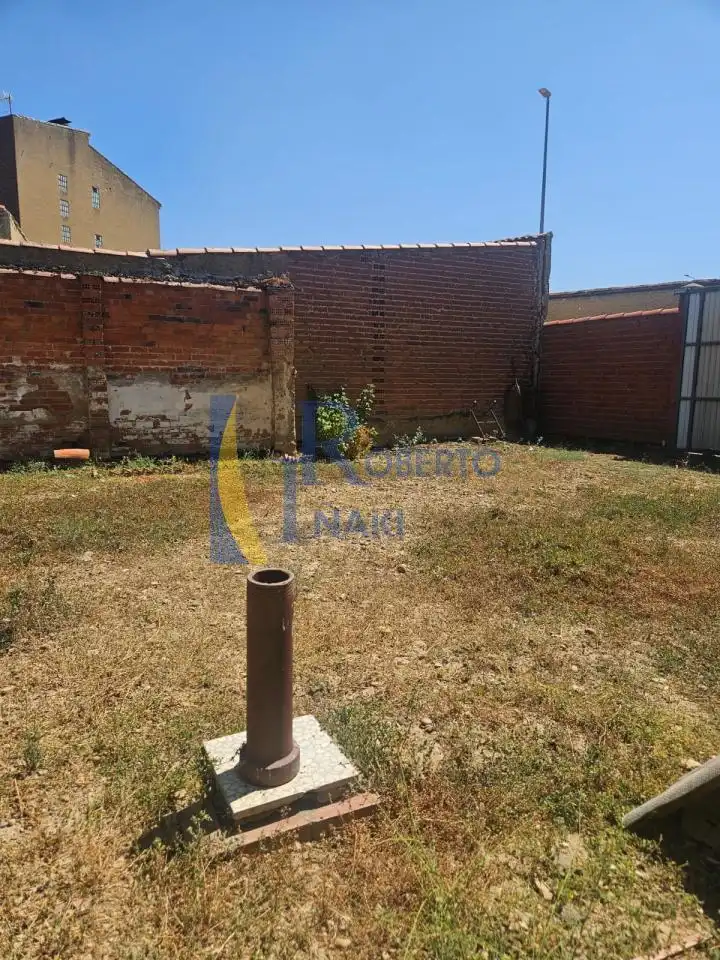 Business premises for sale in Valencia de Don Juan, imagen 4