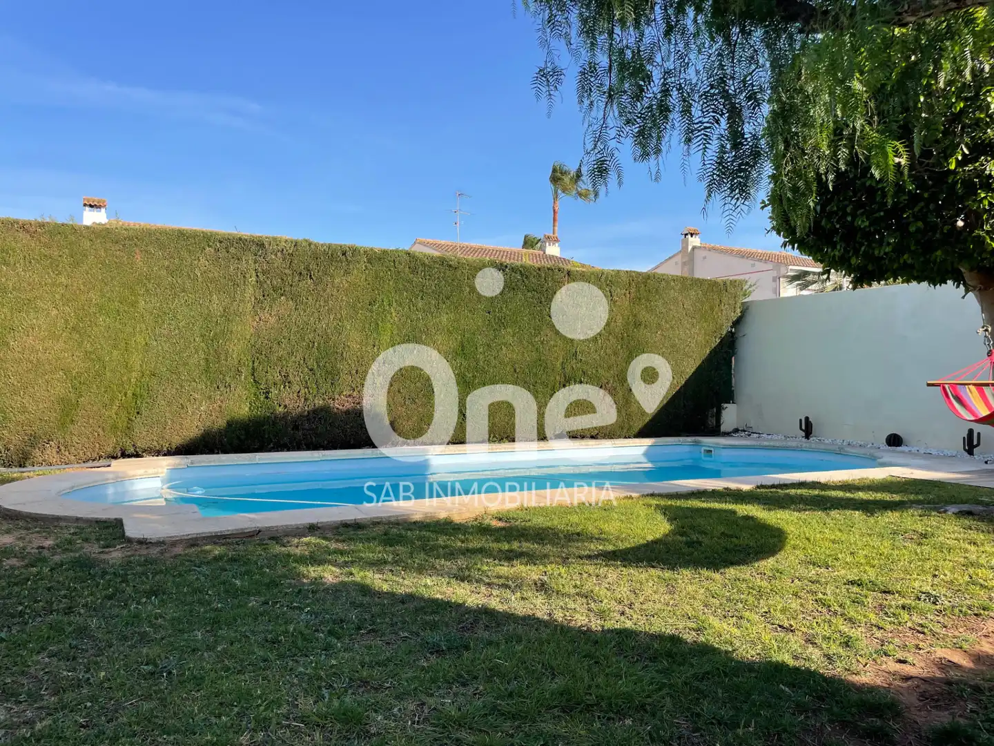Piscina de Casa o xalet de lloguer en San Antonio de Benagéber amb Calefacció, Jardí privat i Parquet