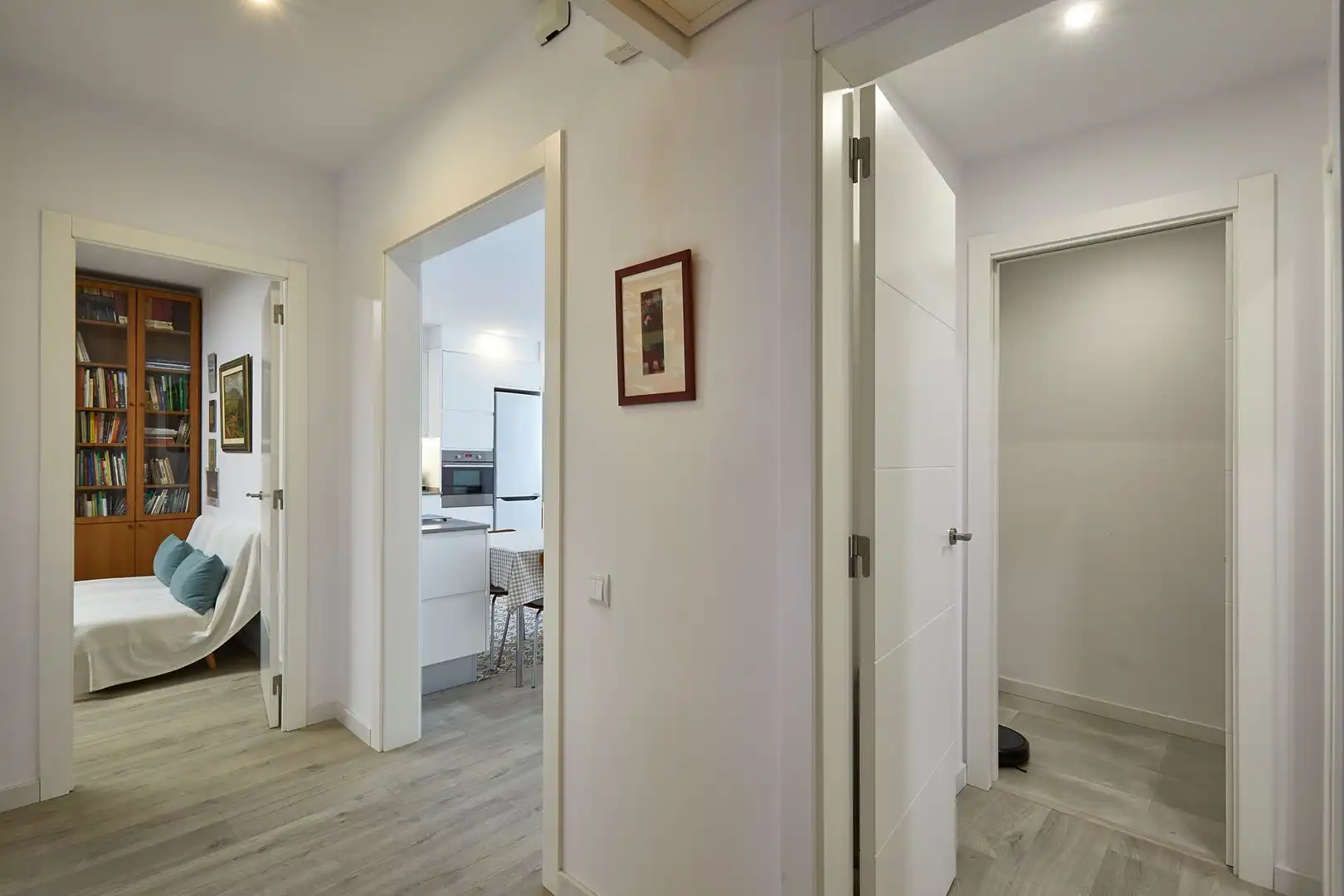 Wohnung zum Verkauf in Barcelona mit Klimaanlage, Parkett und Ofen