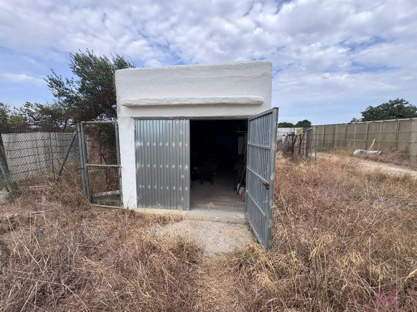 Vista exterior de Finca rústica en venda en Chiclana de la Frontera amb Aire condicionat, Calefacció i Traster