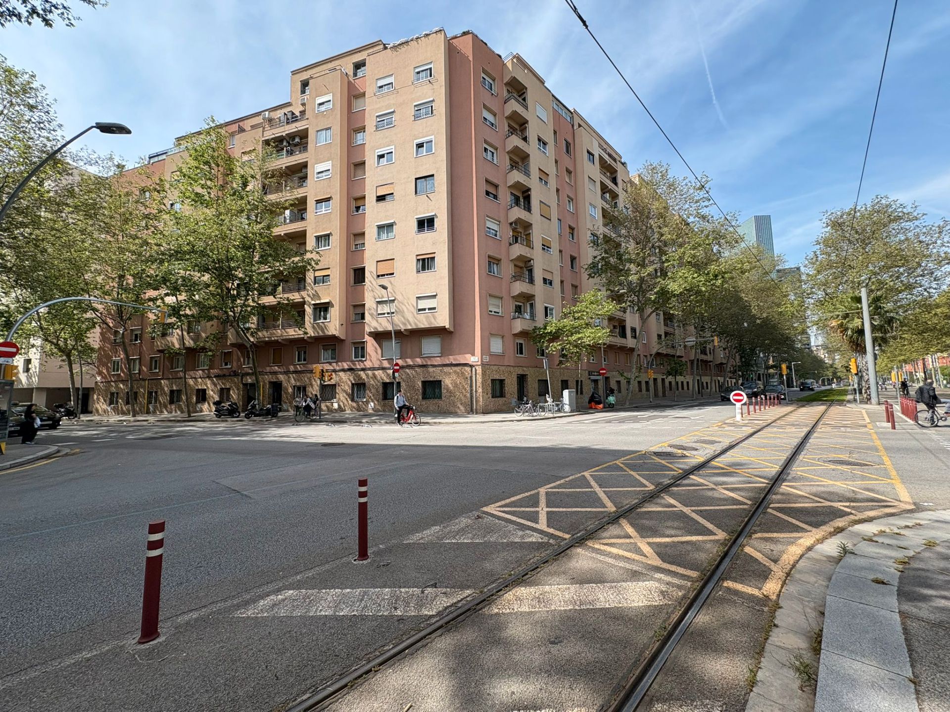 Vista exterior de Pis en venda en  Barcelona Capital amb Calefacció