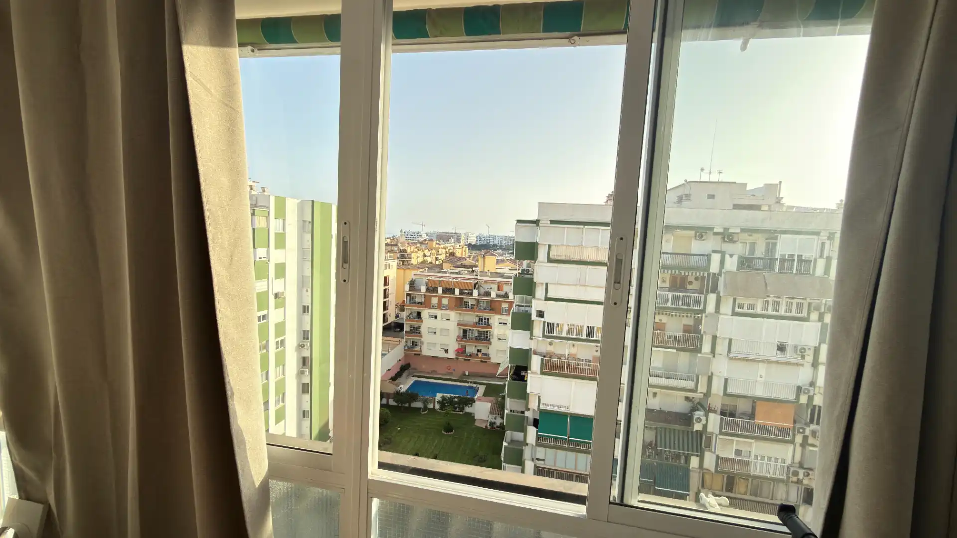 Wohnung zur Miete in Poniente - Faro