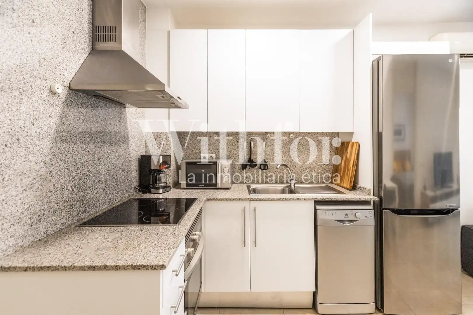 Kitchen of Flat for sale in Barcelona  with Air Conditioner, Heating and Balcony