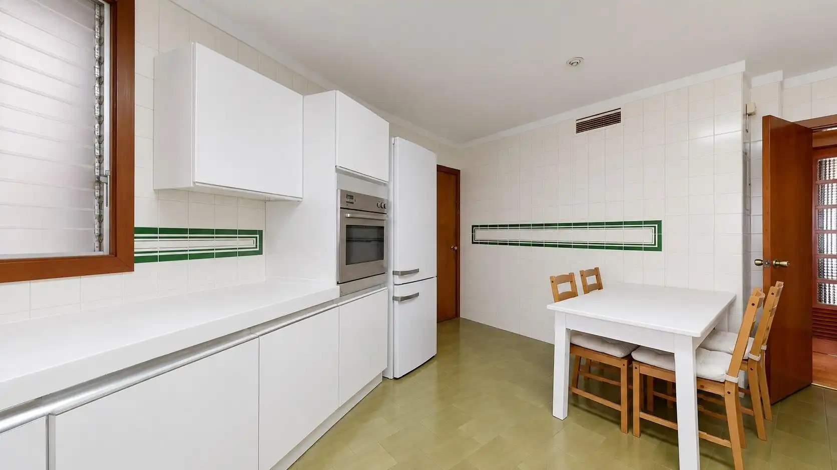Cuina de Pis en venda en  Palma de Mallorca amb Aire condicionat, Jardí privat i Parquet