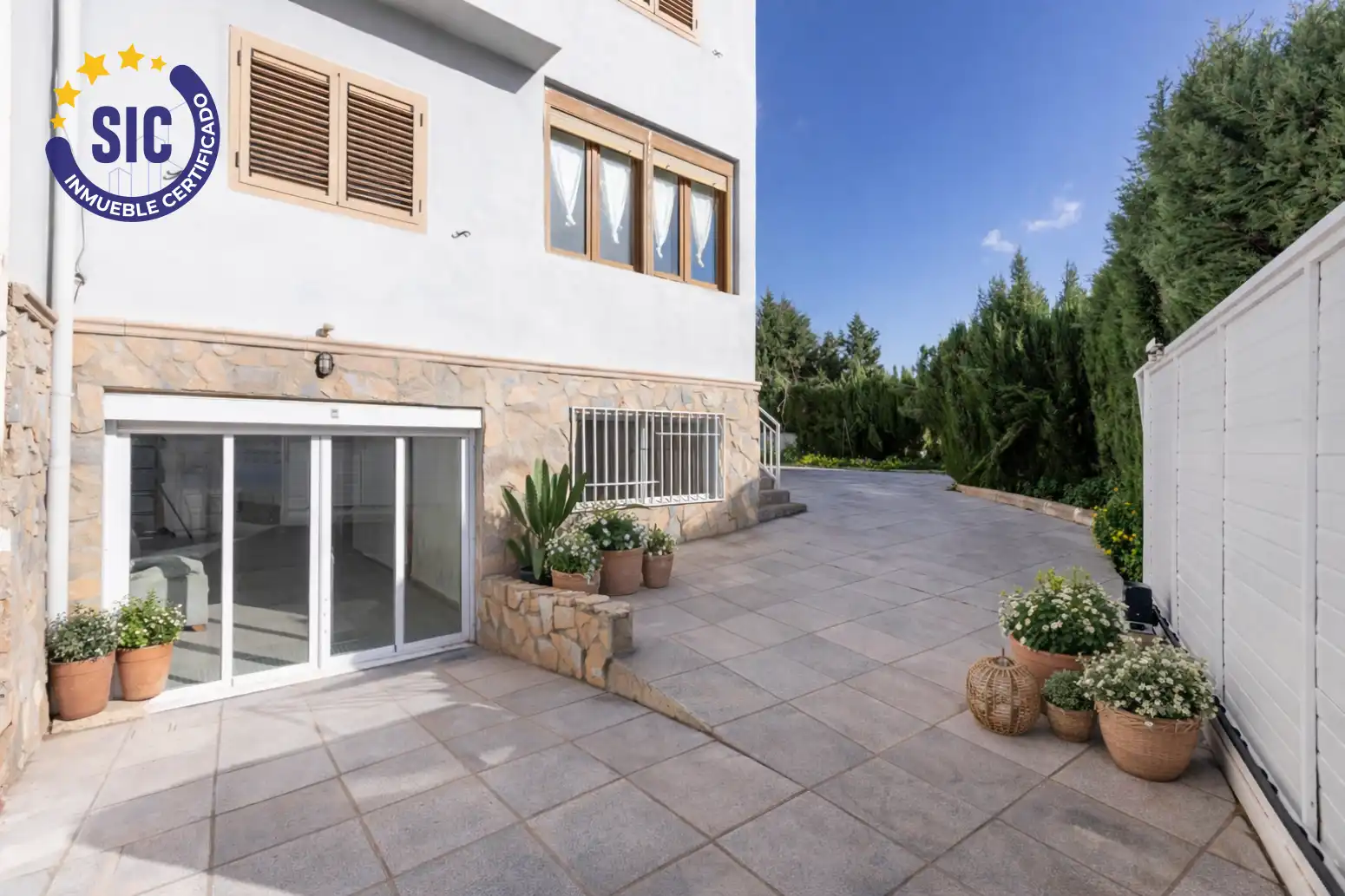 Jardí de Casa adosada en venda en Torrent amb Aire condicionat, Calefacció i Jardí privat