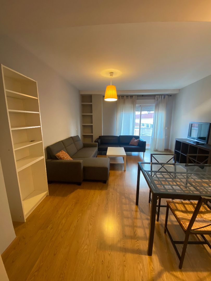 Sala d'estar de Pis de lloguer en Málaga Capital amb Aire condicionat, Terrassa i Moblat