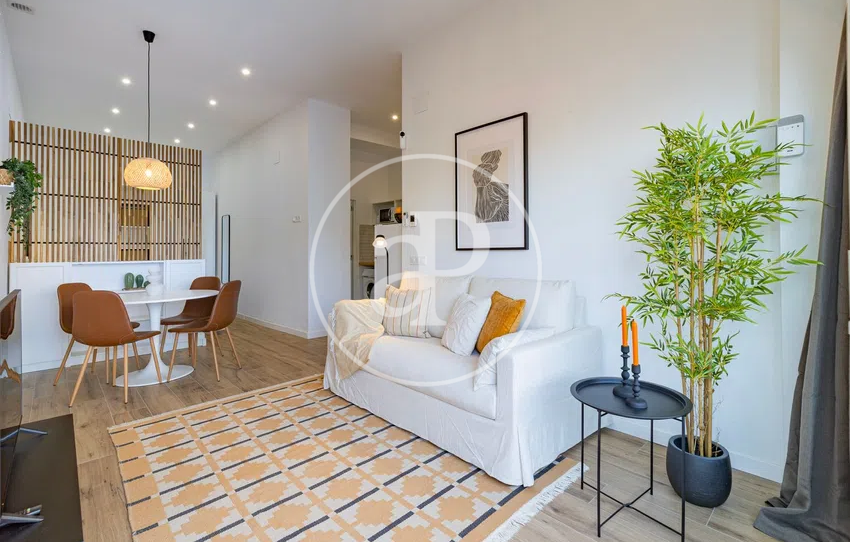 Photo 1 of Loft to rent in Carrer de L'uruguai, La Raïosa, Valencia