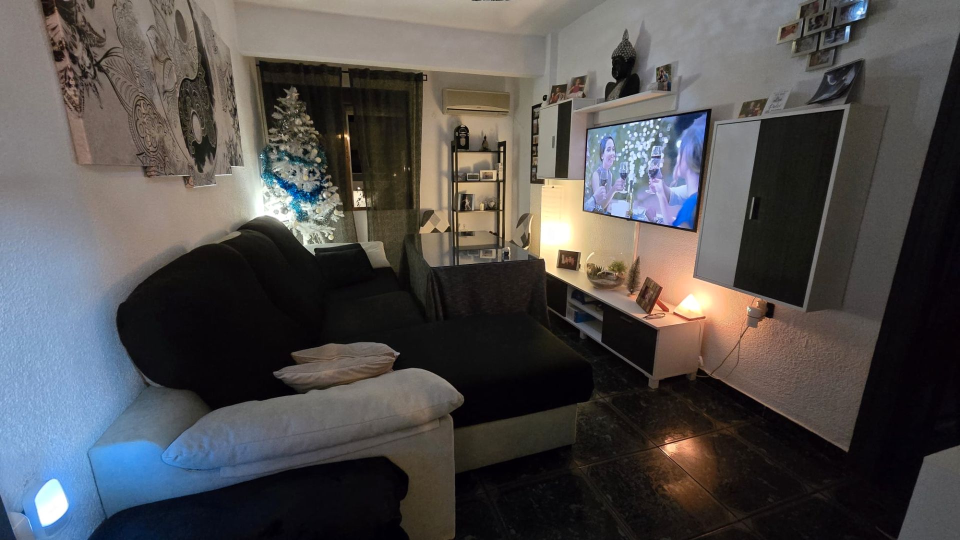 Living room of Flat for sale in Úbeda  with Air Conditioner, Heating and Furnished