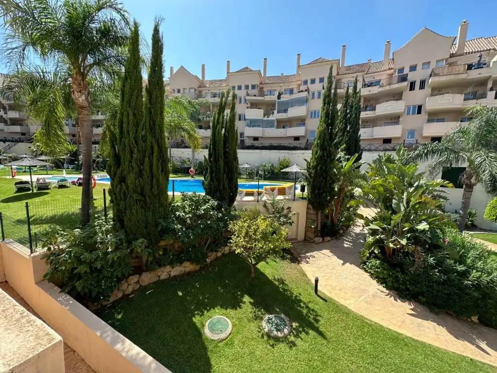 Appartamento con piscina in vendita a Urbanización Brisas I, imagen 27
