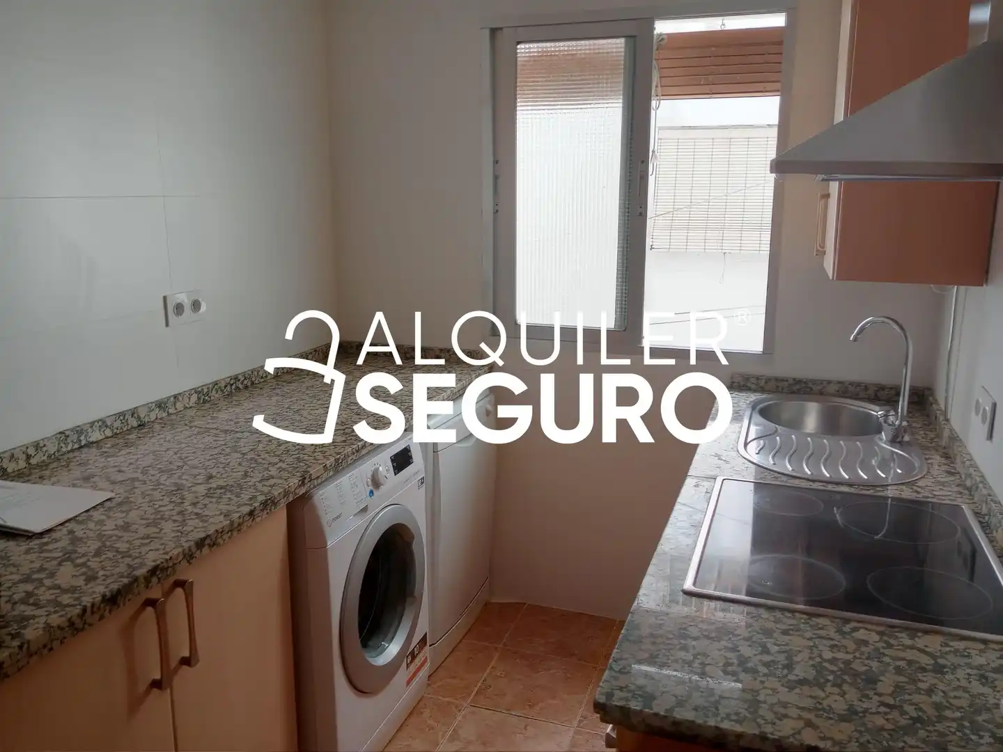Cocina de Piso de alquiler en Sevilla con Aire acondicionado