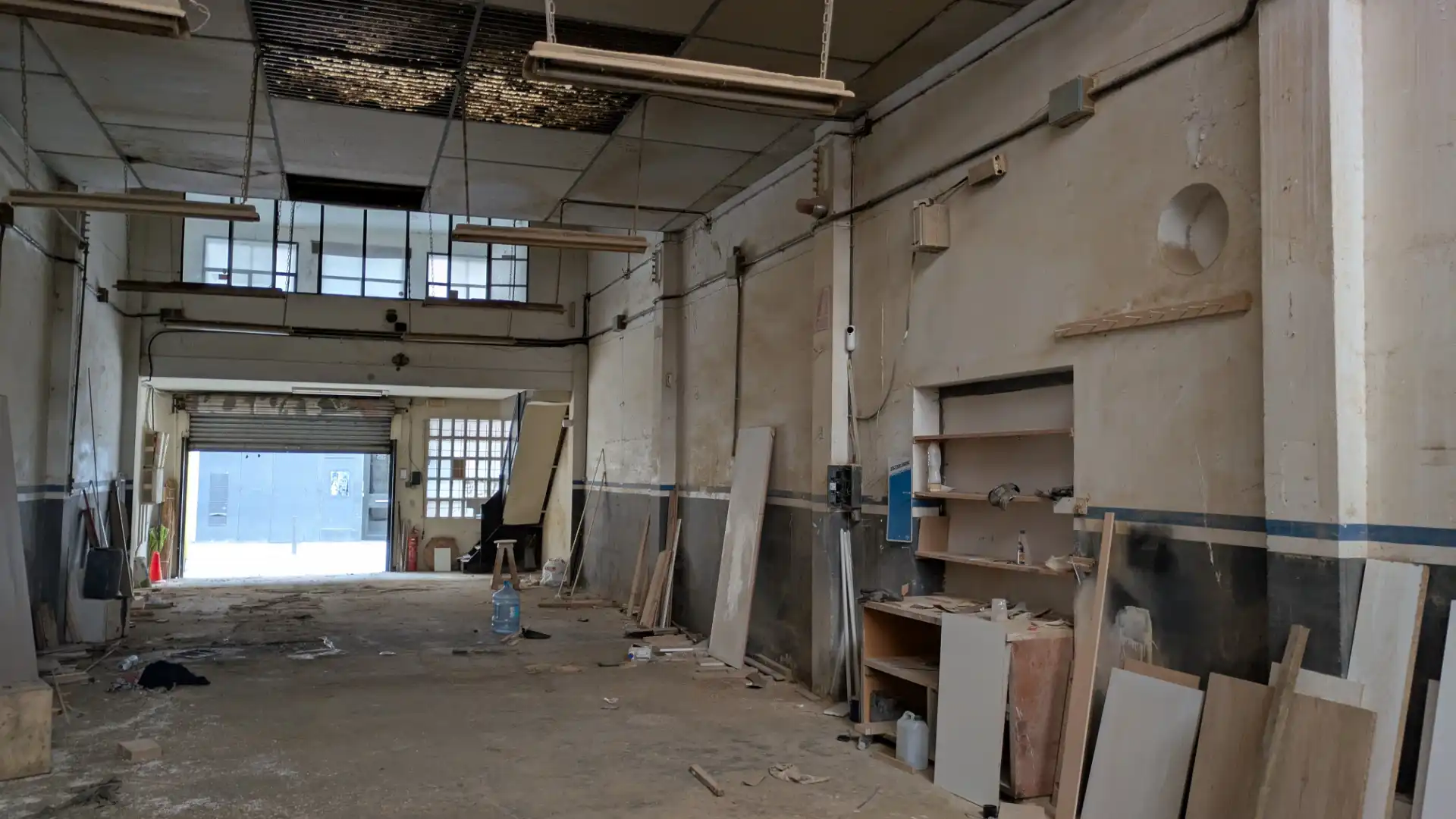 Nau industrial en venda en Barcelona amb Alarma