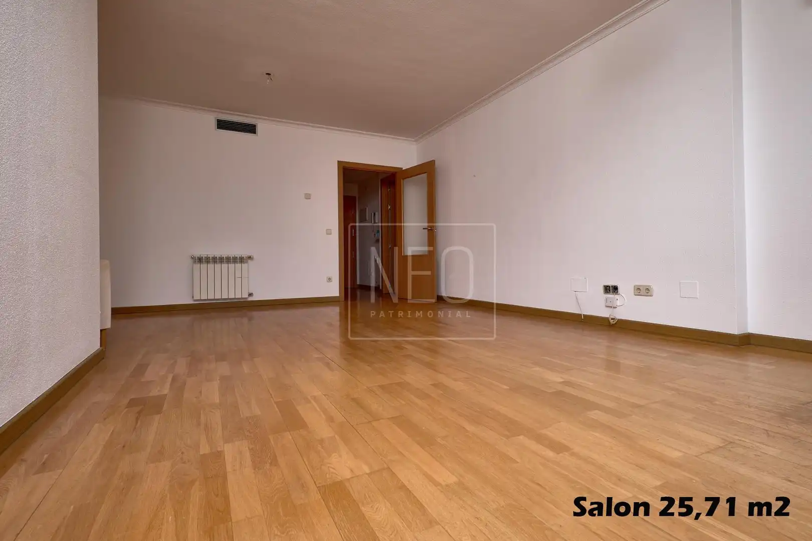 Living room of Flat for sale in Rivas-Vaciamadrid  with Air Conditioner, Heating and Private garden