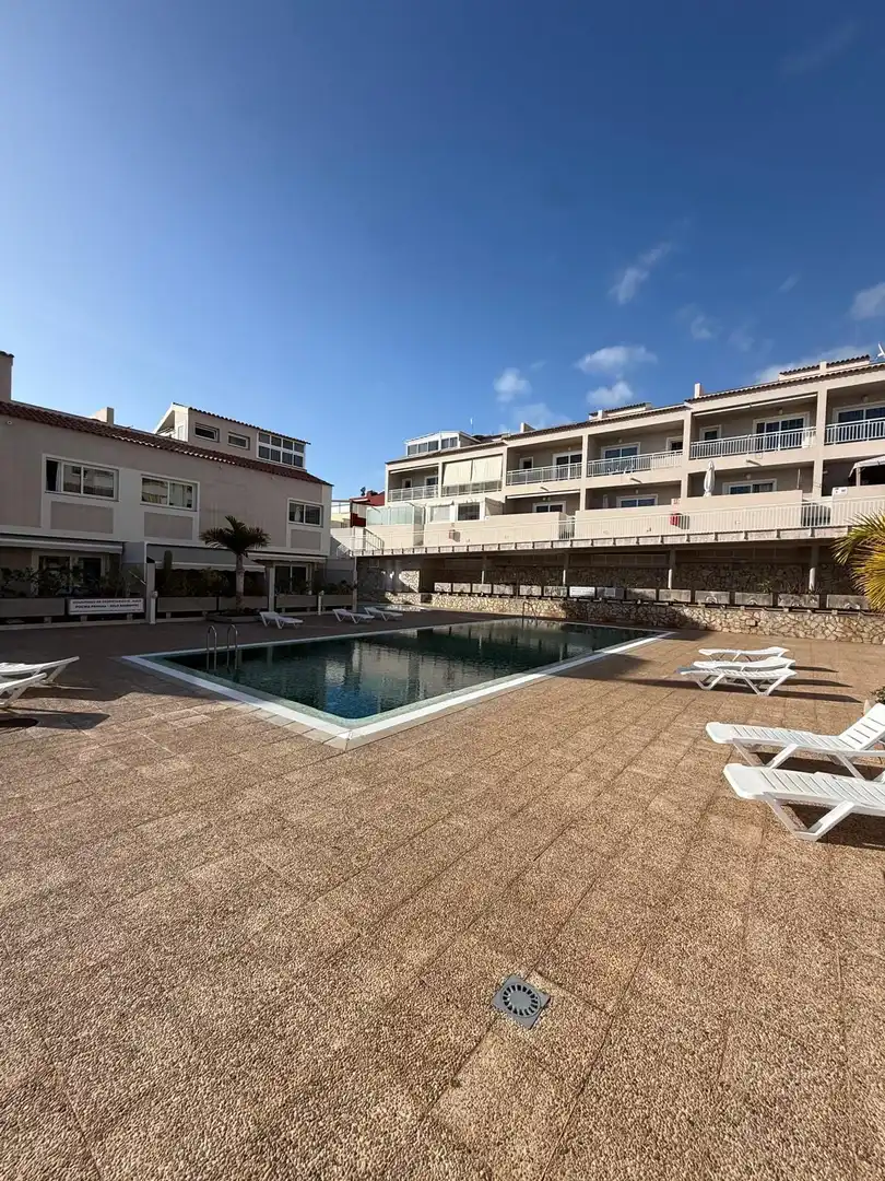 Piscina de Casa o xalet en venda en Adeje amb Terrassa, Moblat i Piscina comunitària