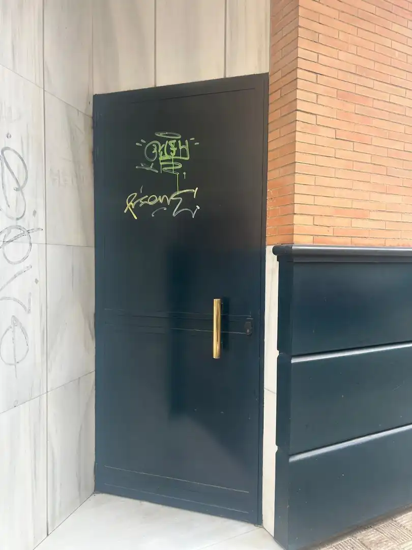Exterior view of Storage room for sale in Sevilla
