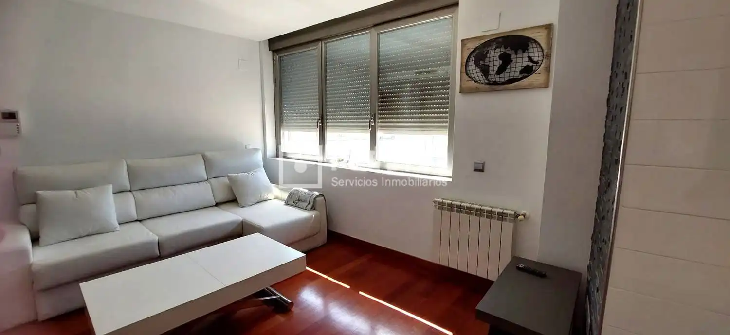 Sala de estar de Piso en venta en Talavera de la Reina con Aire acondicionado, Calefacción y Jardín privado