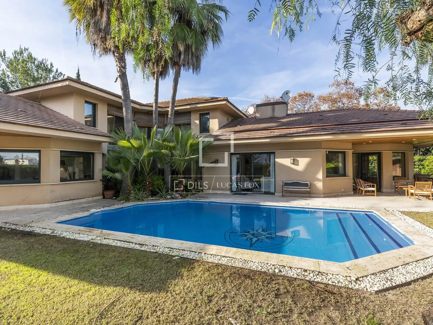 Vista exterior de Casa o chalet en venta en Sitges con Aire acondicionado, Calefacción y Jardín privado
