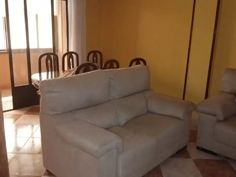 Appartamento con ascensore in vendita a Eladio Sevillano 3 49800, imagen 3