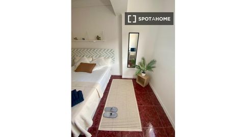 Photo 4 of Room in Barrio de Benicalap, Valencia Capital