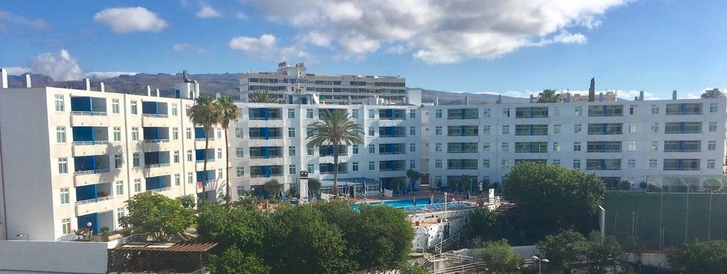 Exterior view of Apartment for sale in San Bartolomé de Tirajana  with Private garden, Terrace and Furnished