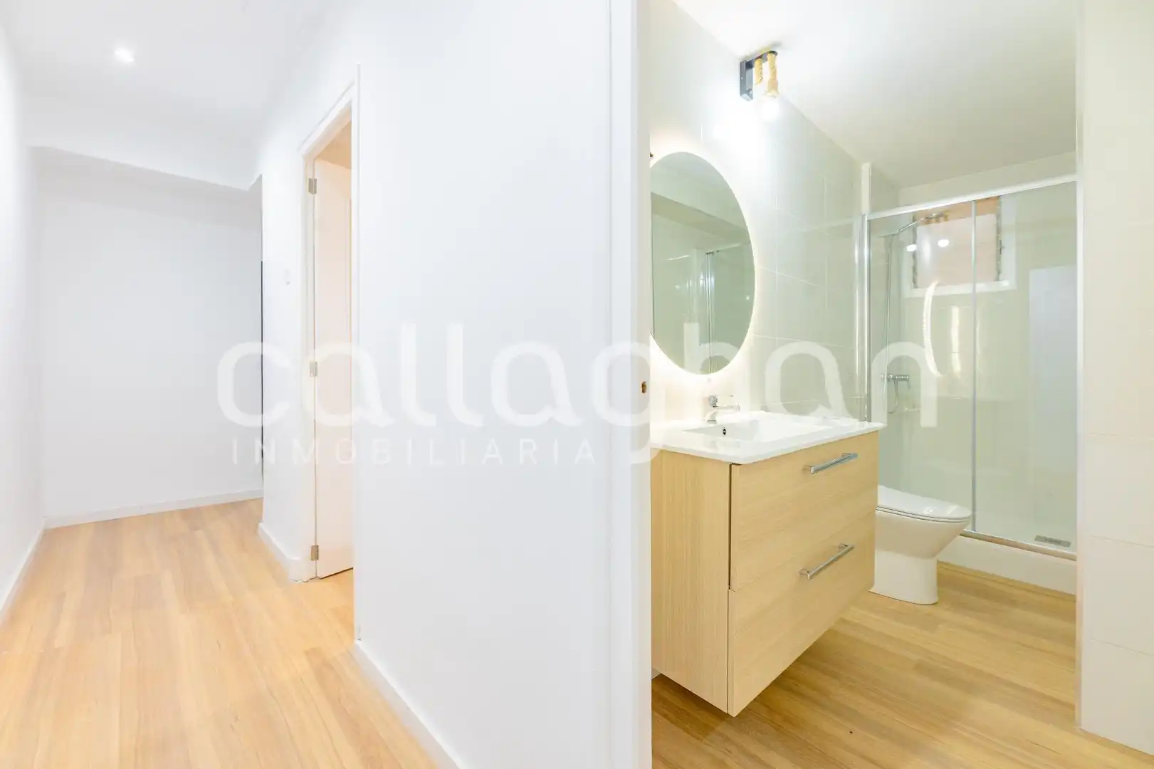 Baño de Piso en venta en Valencia con Balcón