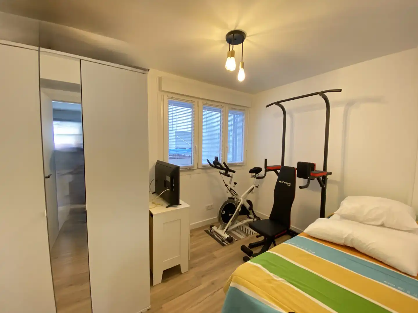 Piso de alquiler en Bilbao  con Calefacción, Terraza y Amueblado
