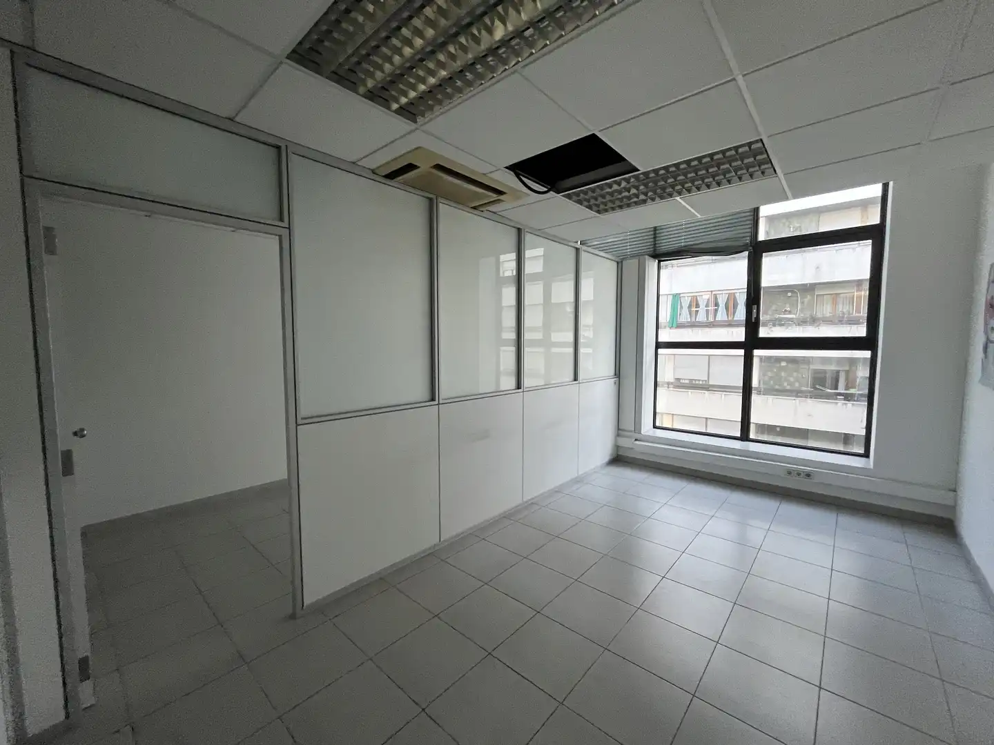 Office for rent in Manresa  with Heating