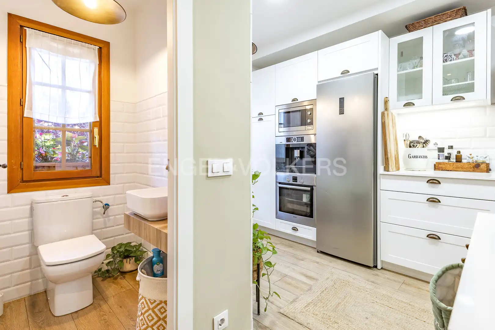 Cocina de Casa o chalet en venta en Badalona con Aire acondicionado, Calefacción y Jardín privado