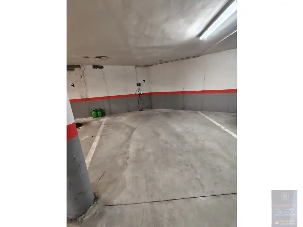 Parking de Dúplex en venta en Valmojado con Aire acondicionado, Calefacción y Terraza
