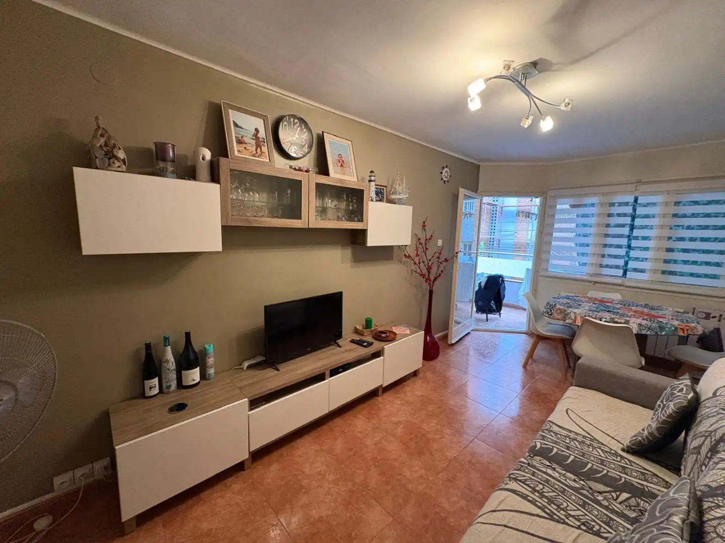 Sala d'estar de Pis en venda en Blanes amb Aire condicionat, Terrassa i Balcó