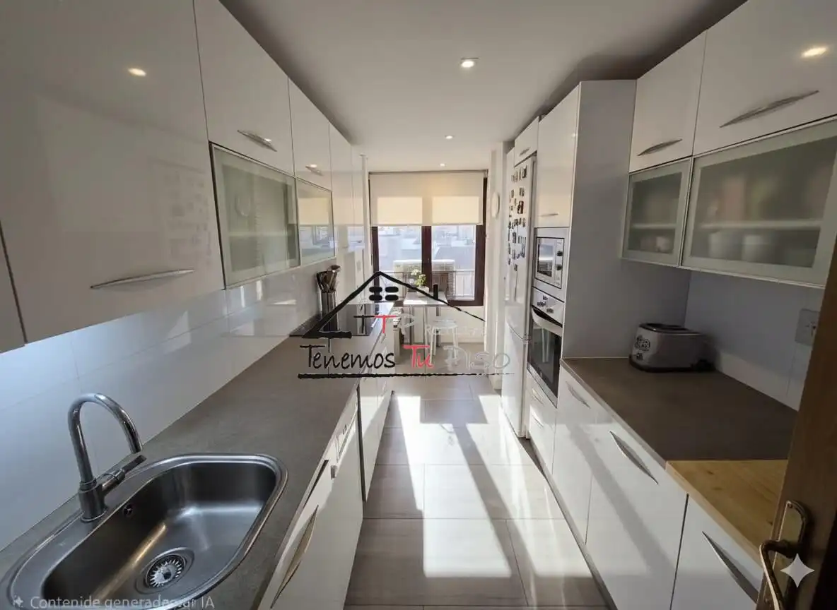 Cocina de Piso en venta en Zaragoza con Aire acondicionado, Calefacción y Parquet