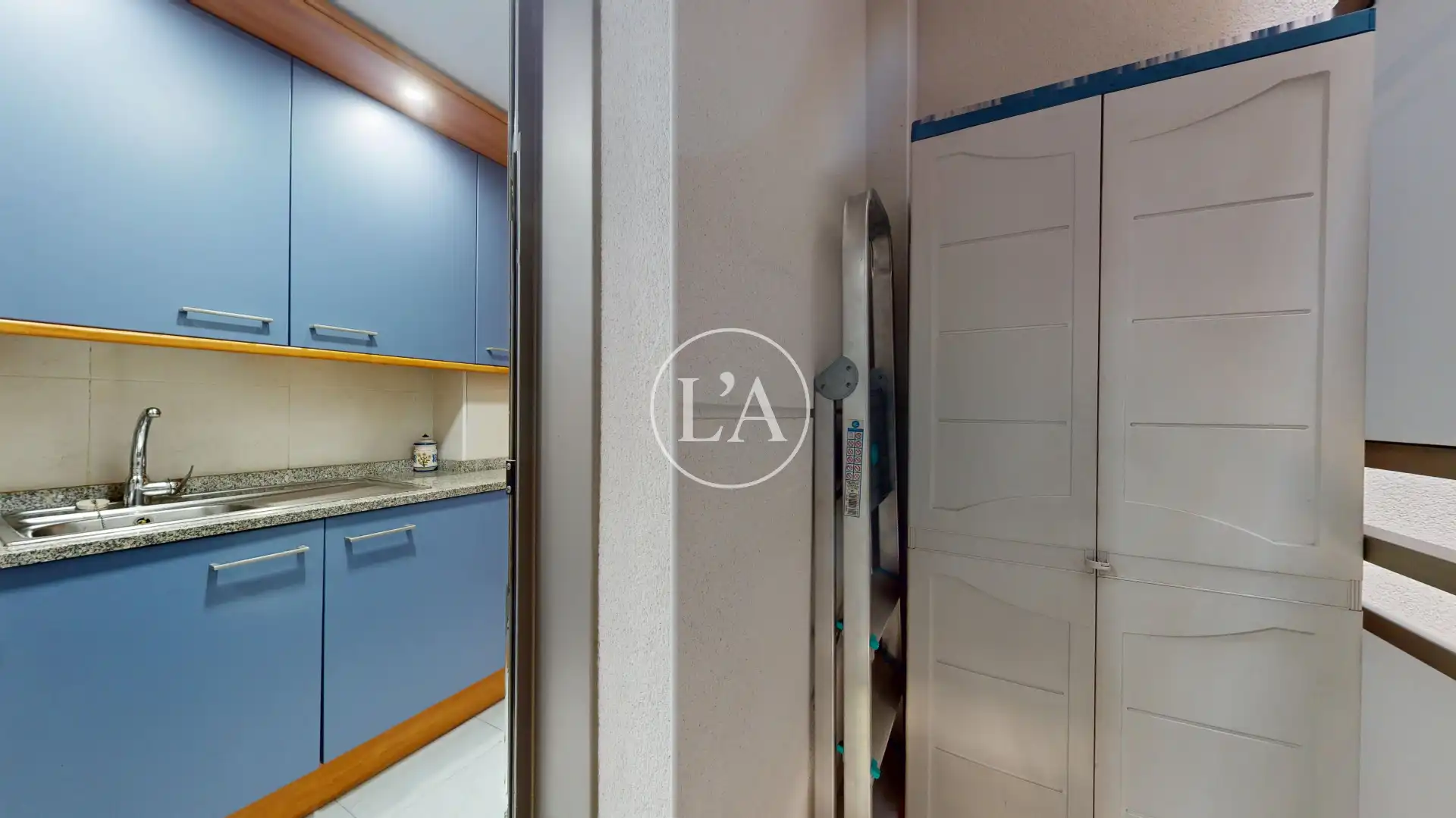Mini appartamento con piscina in vendita a Carrer d'Amadeu Vives 10, imagen 17