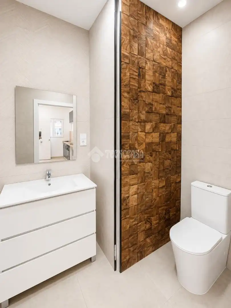 Badezimmer von Wohnung zur Miete in Málaga