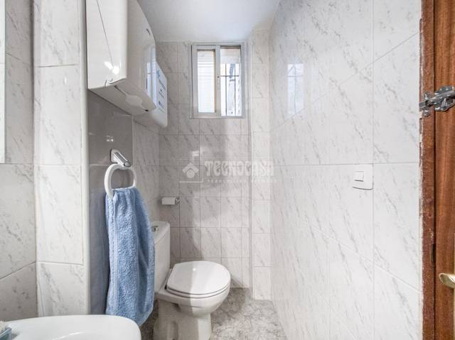 Local comercial en Alquiler en Marroquina