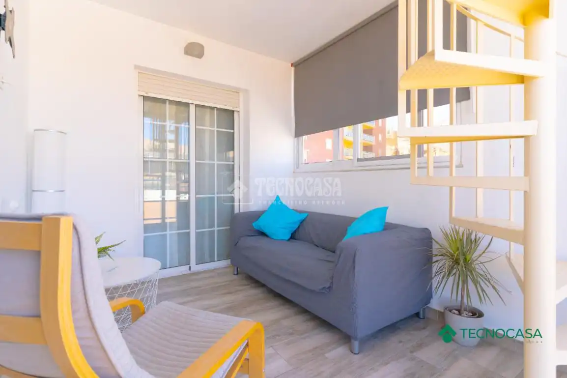 Terraza de Piso en venta en Roquetas de Mar con Aire acondicionado y Terraza