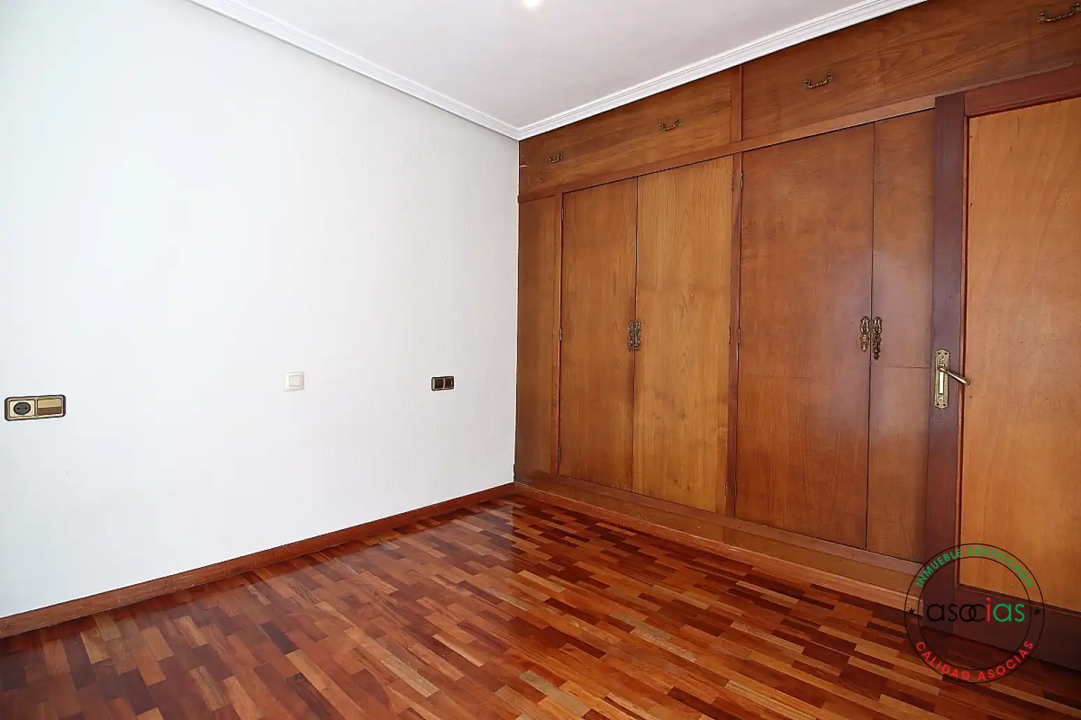 Bedroom of Flat for sale in Gijón   with Heating, Parquet flooring and Storage room