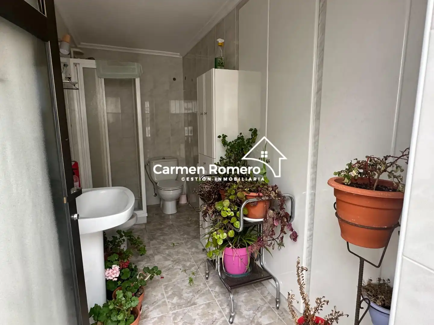 Bany de Casa o xalet en venda en Poveda de las Cintas amb Calefacció, Jardí privat i Terrassa