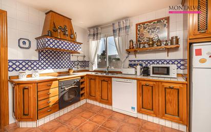 Kitchen of House or chalet for sale in Alfacar  with Terrace and Balcony