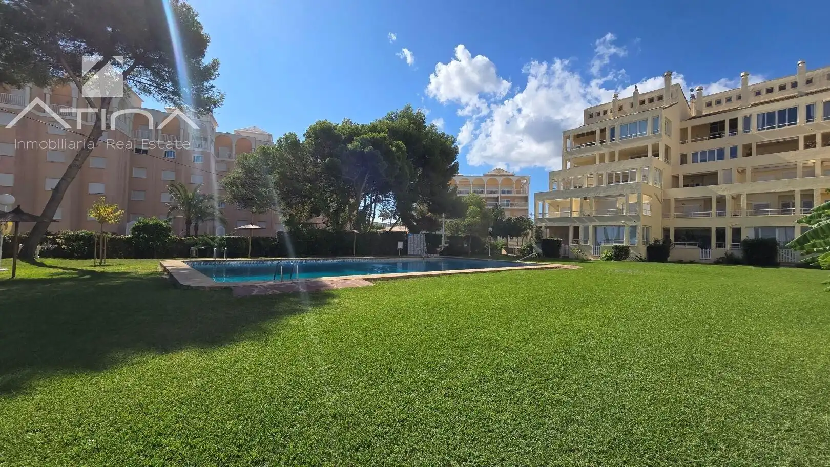 Schwimmbecken von Maisonette zum Verkauf in Jávea / Xàbia mit Klimaanlage, Heizung und Privatgarten