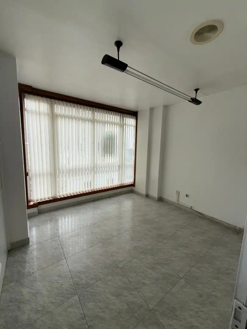 Office space to rent in Rúa de Benito Corbal, imagen 5